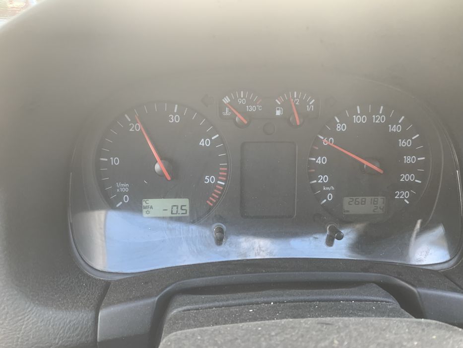 VW bora 1.9 ALH  an 2000