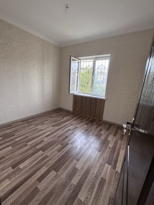 Домбрабод срочно продаётся  3-х ком квартира с евро ремонтом,
