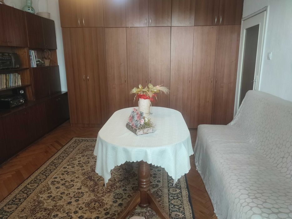 Продава се Двустаен апартамент в Търговище, Вароша - 70 кв.м за 1130 €/кв.м - Снимка #1
