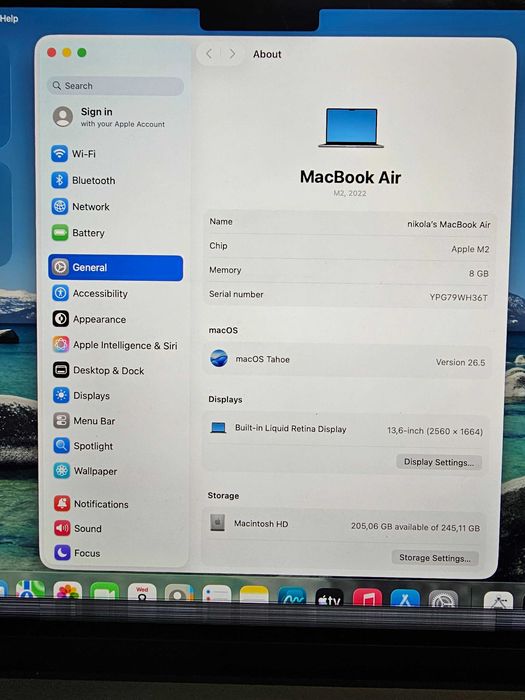 MacBook Air 13.6" M2 (2022) | 8GB | 256GB SSD | Space Gray | + кутия | БЕЗ зарядно | Проблемен екран | A2681