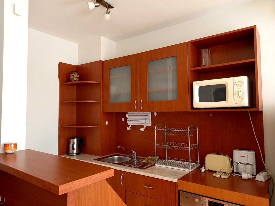 Дава се под наем Двустаен апартамент в Пловдив, Център - 65 кв.м за 350 € - Снимка #1