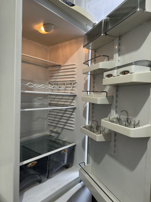 Продам холодильник