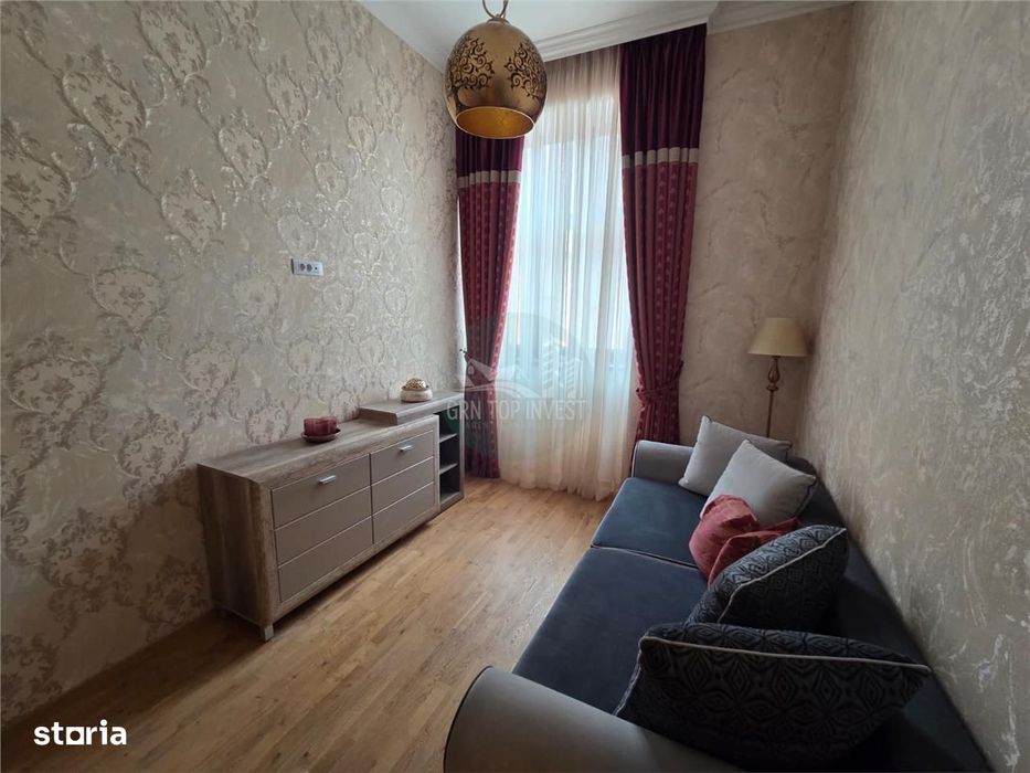 Apartament de LUX 2 camere pivnita zona Centrala — fotografia 1