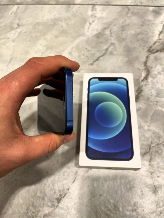 Iphone 12 blue 128gb sotiladi srochno!