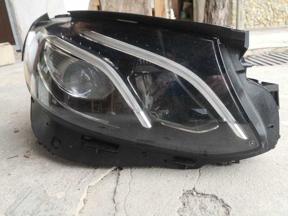 Фар Mercedes W213 E-classa десен/Фар Мерцедес W213 Оригинален