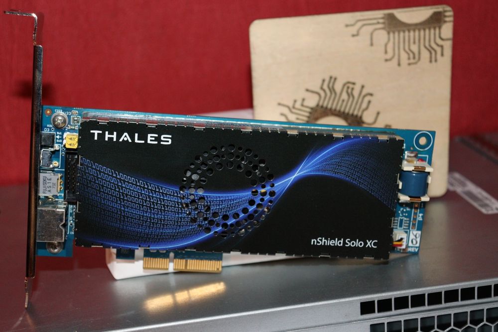 Hardware Security Module Entrust  nShield Solo XC nC3025E-000
