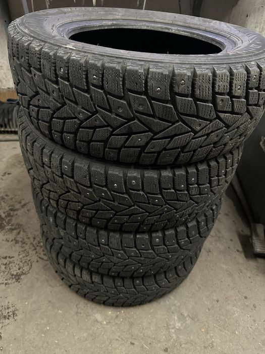 Продам шины зима DUNLOP