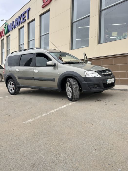 Продам Ларгус Кросс с опциями