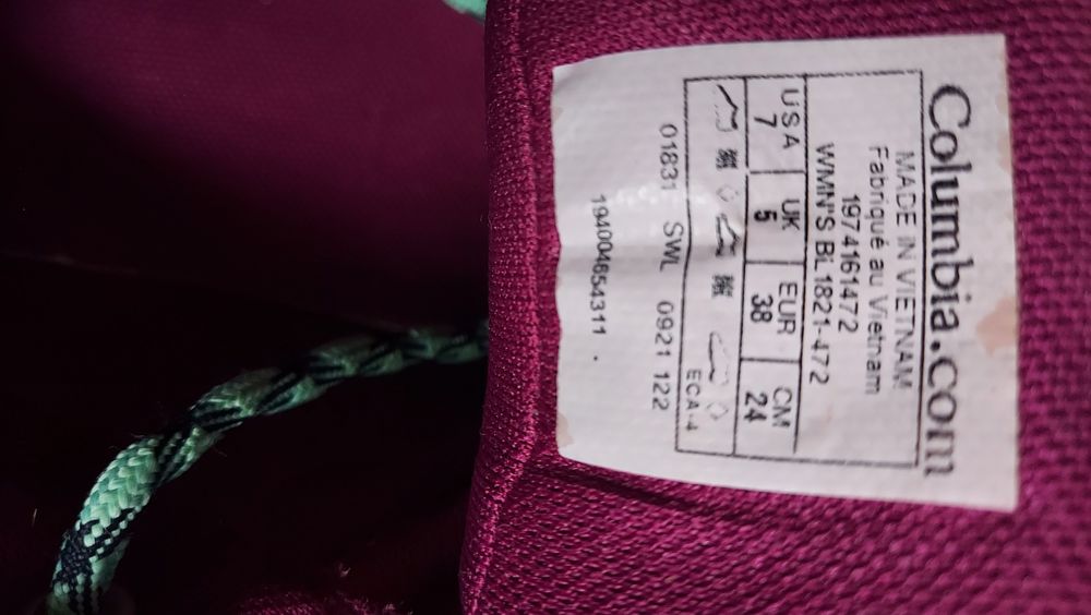 Vând Columbia Facet 60  38