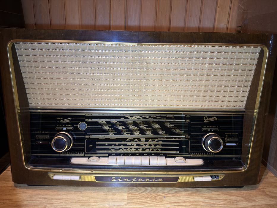 Radio lampi / tuburi Graetz Sinfonia 522