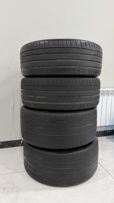 Michelin Pilot sport 4s B/U.