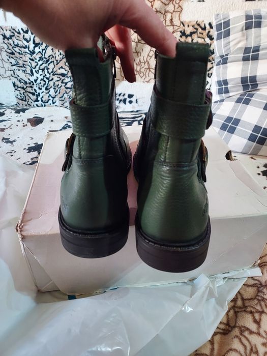 Bărbatii piele naturala 100%