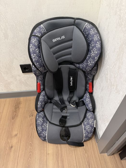 Продам автокресло