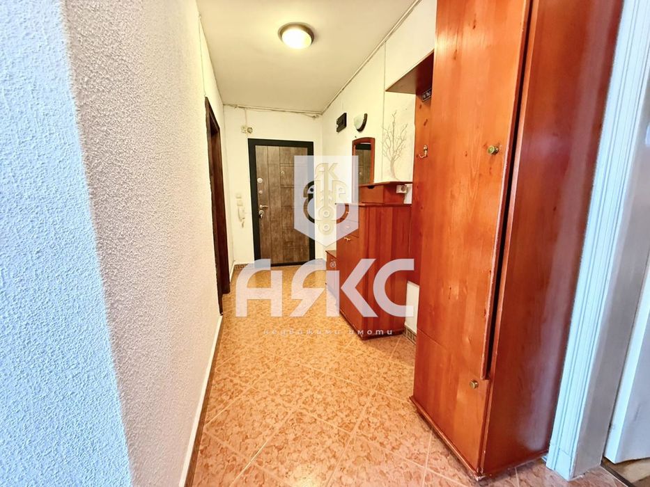 Дава се под наем Тристаен апартамент в София, Връбница 2 - 75 кв.м за 510 € - Снимка #7