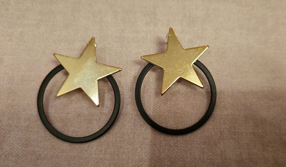 Елегантни  обеци