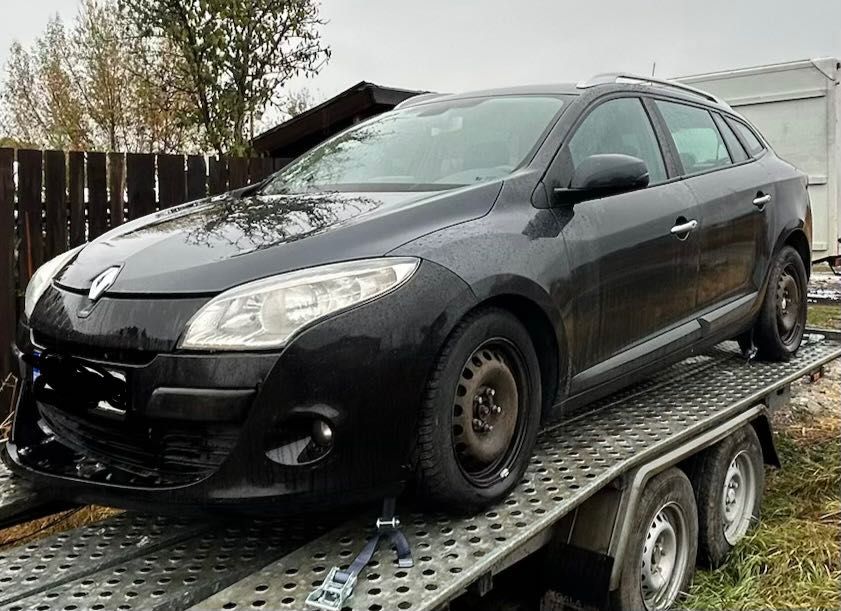 RENAULT Megane 2010 — imagine 1