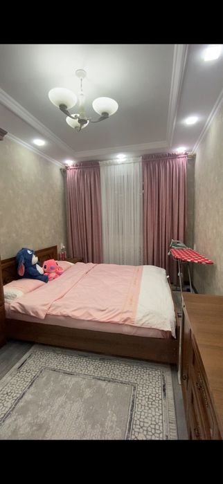 Chilonzor 16 kv Shuhrat bekatining yonidan qizlar uchun kvartira bor