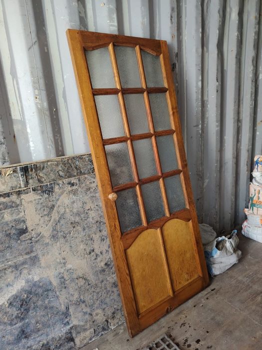 Продам двери очень хорошие состояний