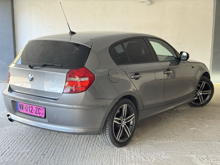 BMW 1 Series 2010 — imagine 3