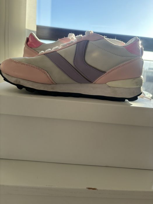 Дамски сникърси Guess