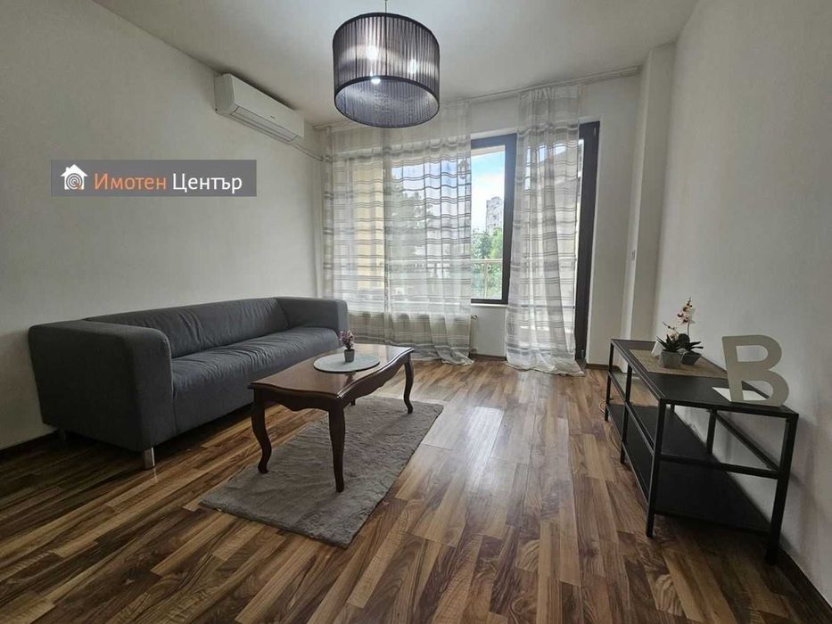 Дава се под наем Двустаен апартамент в София, Студентски град - 65 кв.м за 561 € - Снимка #1