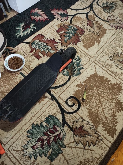 Vând trotineta electrică joyor s10 s