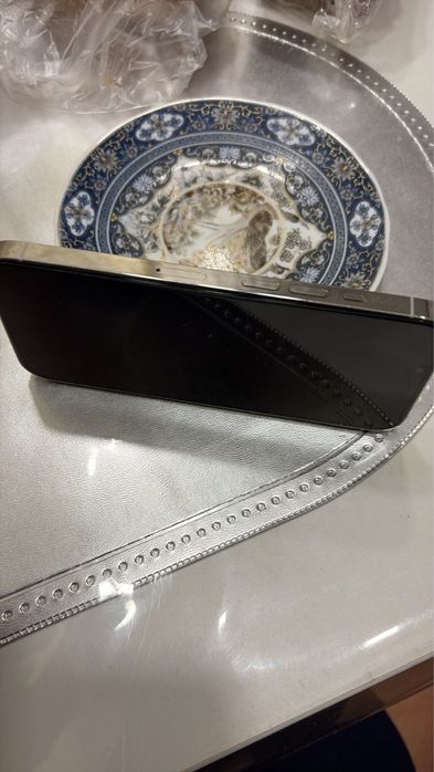 Продам айфон 13 про 256 гб