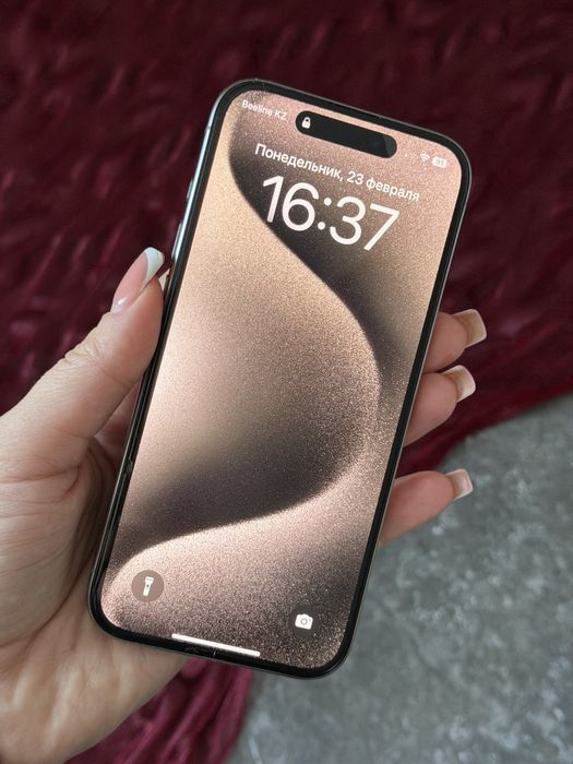 Продам Iphone 15 pro на 512гб