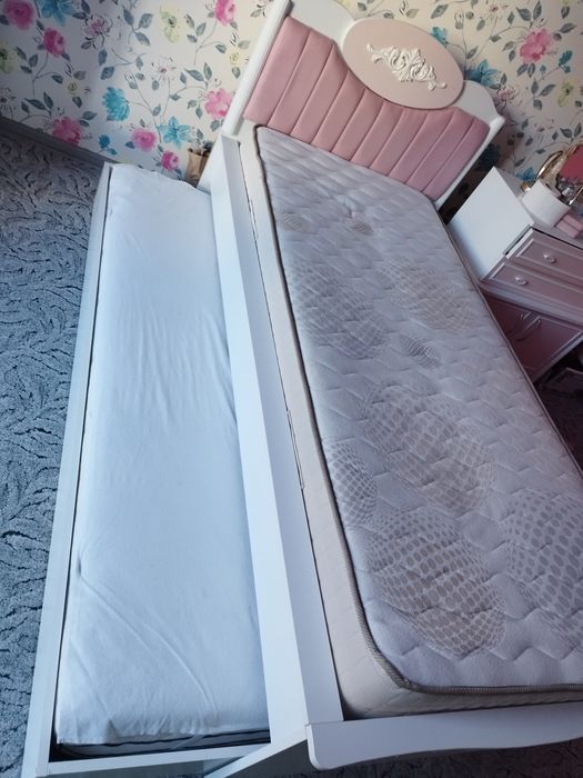 Легло с чекмедже, без матрак