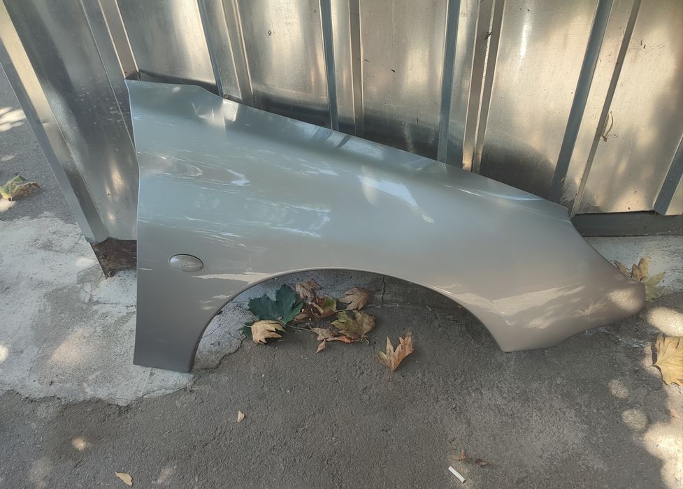 Десен калник от peugeot 206