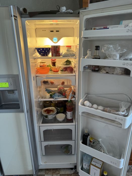 Продам холодильник