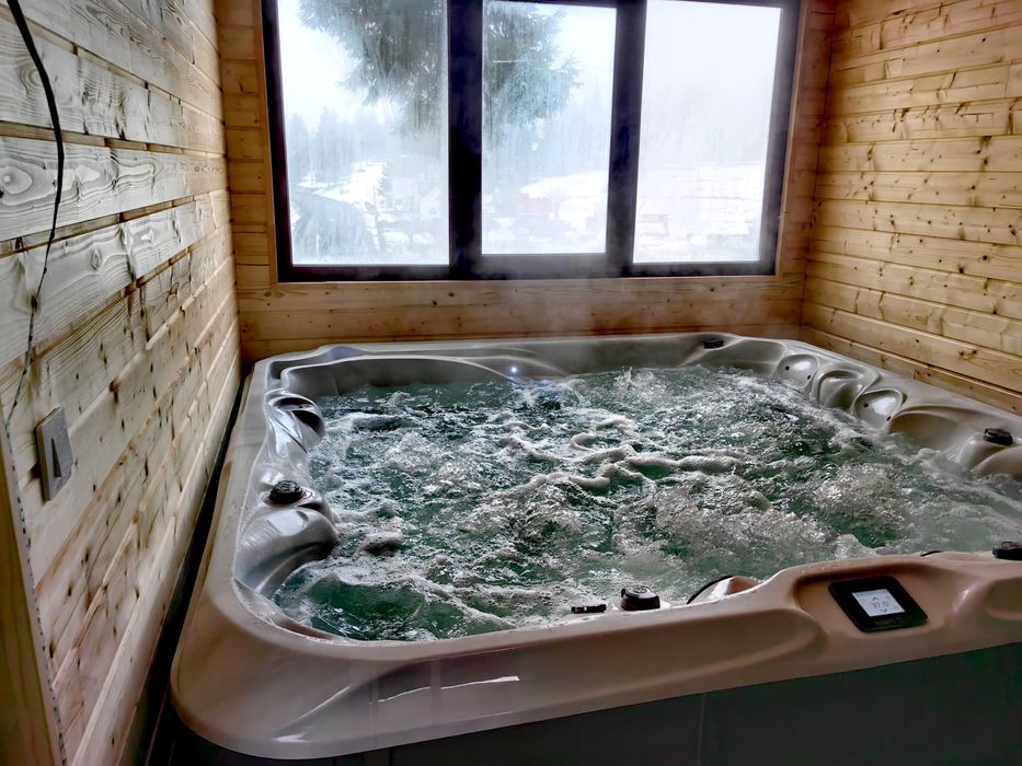 Inchiriez cabane A frame de Craciun si Revelion