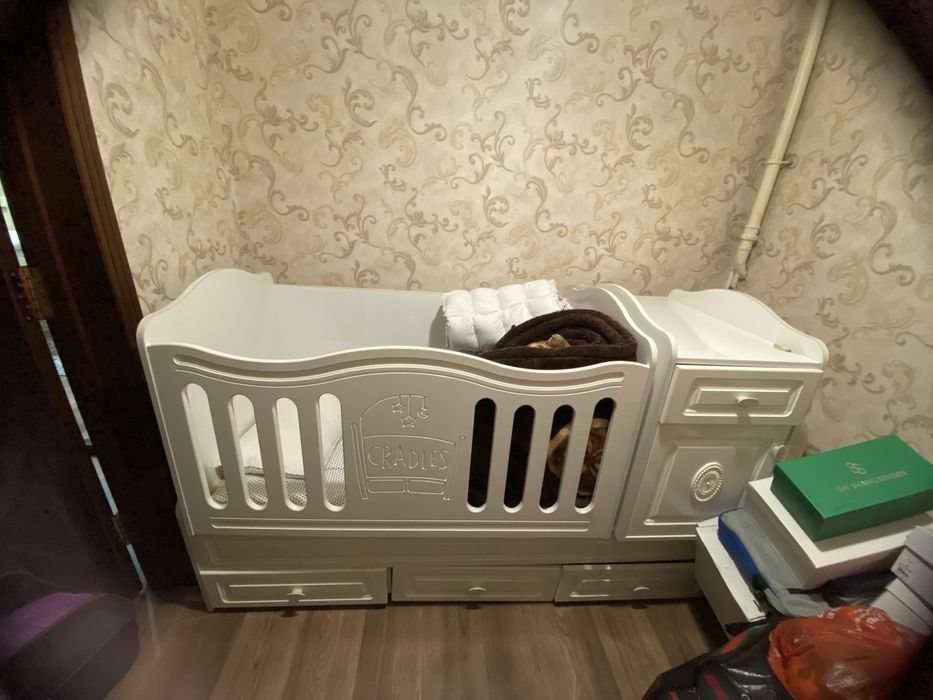 продается детская кровать