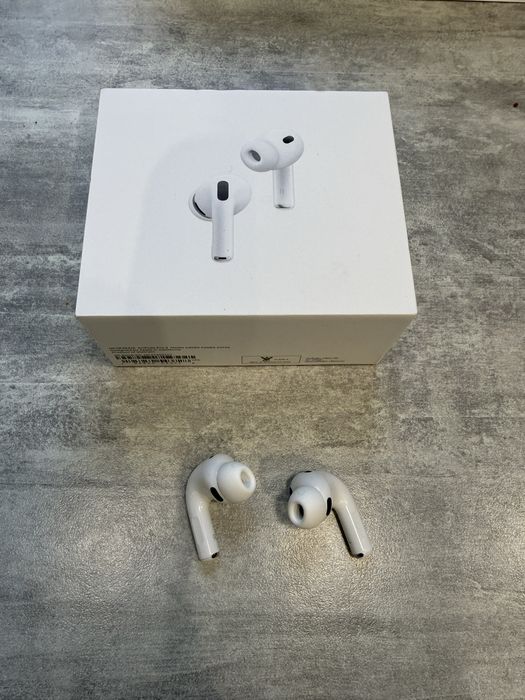 Apple AirPods Pro 3 (без кейса)
