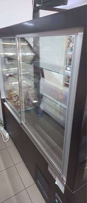 Vitrină frigorifică profesională Tecnodom EVO150V – 150 cm – HORECA