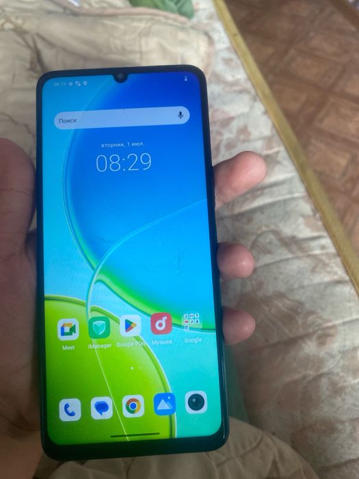 телефон vivo Y04