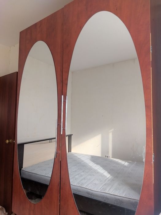 Үлкен шкаф сатылады