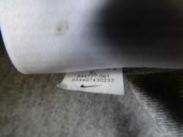 nike XL мъжко горнище