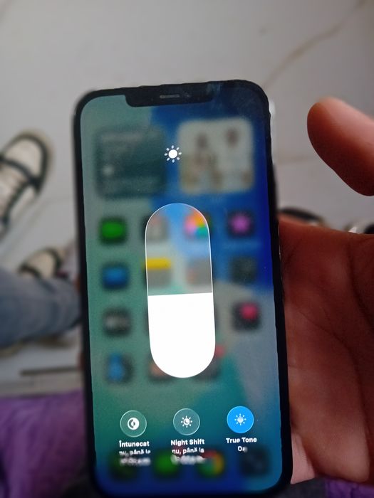 Vand telfon iphone 12 pro max o 100 capacitate la baterie 256gb