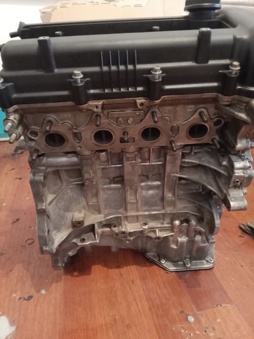 Двгител Киа Рио 1.6