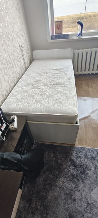 Продам мебель б/у в хорошем состоянии.