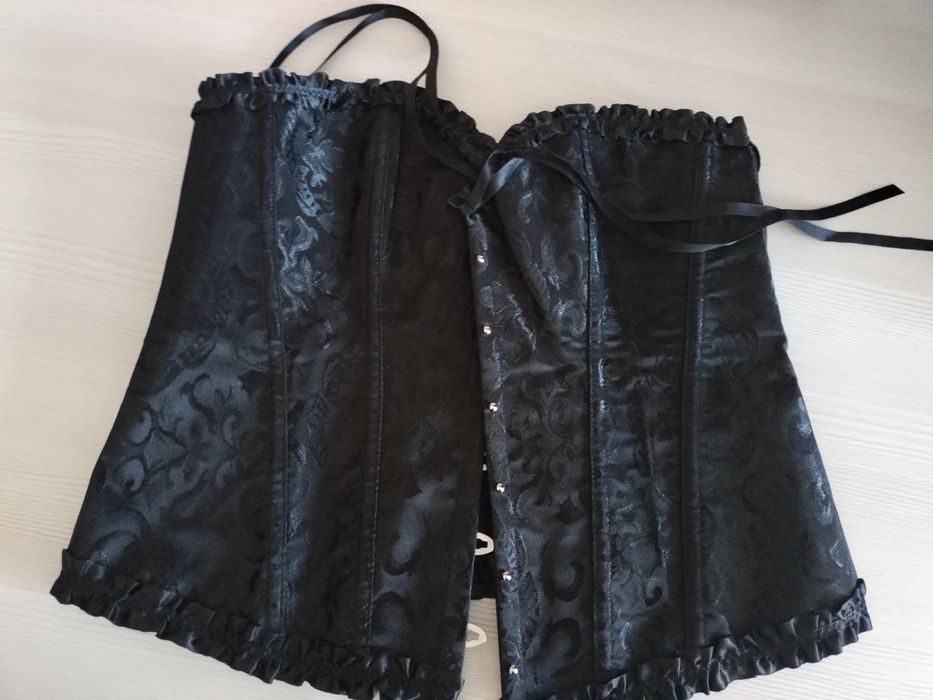 Корсет женский на шнуровке.