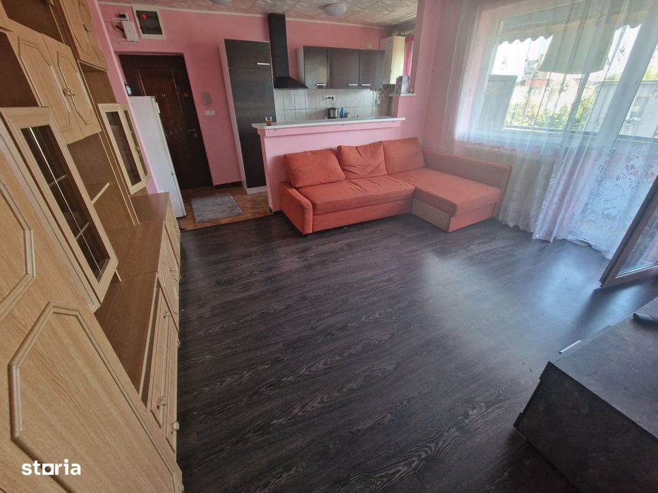 cv 190 B-dul Bucuresti  2 camere, balcon, Baia Mare