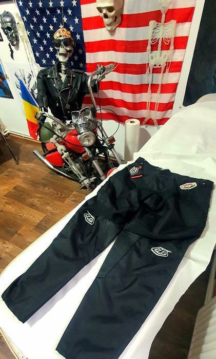 Pantaloni moto, mărimea 34!