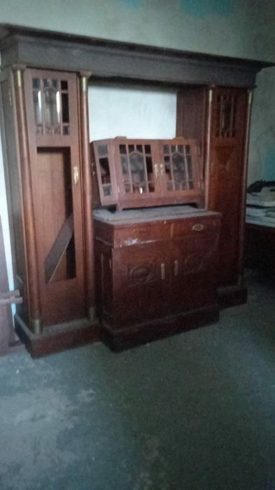 Продам Буфет - антиквариат