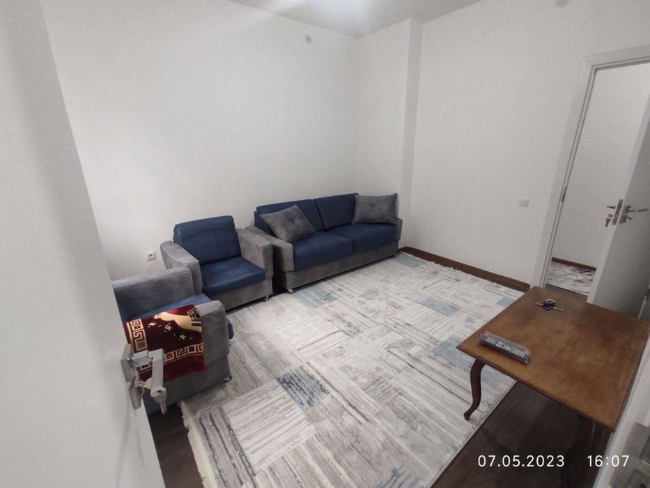 Срочно здаеться квартира в Анерду городе Чирчике 2-микрараеоне 3-ком