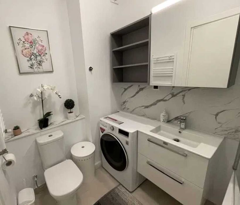 Дава се под наем Двустаен апартамент в Пловдив, Център - 49 кв.м за 204 € - Снимка #3