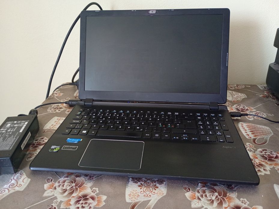 Vând laptop Acer Aspire i5 , 12gb ram