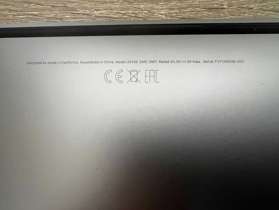 Macbook Pro 13" A2159 (i5 / 8G RAM / 128G)