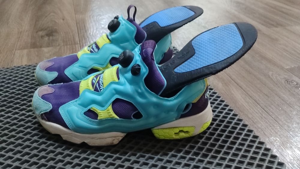 Кроссовки instapump Reebok 42-43сайз
